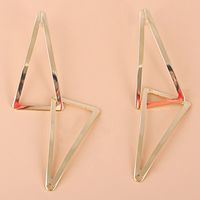 Boucles D&#39;oreilles Triangle En Alliage main image 3