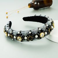 Crystal Beaded Pearl Headband main image 4