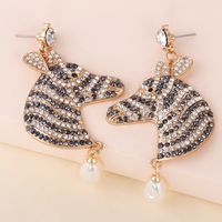 Exaggerated Stripes Color Diamond Earrings main image 3