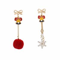 Asymmetric Christmas Retro Tassel Hair Ball Snowflake Earrings sku image 3