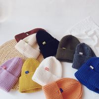 New Solid Color G Letter Mark Children's Knitted Hat main image 3