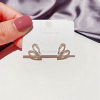 S925 Silver Needle  Heart-shaped Stud Earrings main image 3