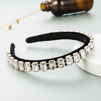 Korean Fashion Claw Chain Black Gold Velvet Headband sku image 1