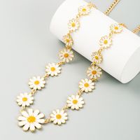Daisy Alloy Simple Necklace main image 3