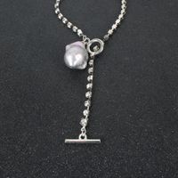 Fashion Claw Chain Special-shaped Pearl Pendant Necklace main image 3