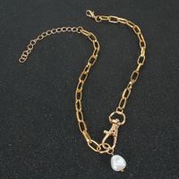 Golden Box Chain Pearl Pendant Necklace main image 3