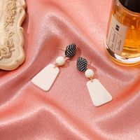 Hit Color Houndstooth Woven Stitching Earrings main image 5