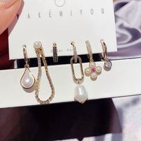 Retro Diamond Imitation Baroque Pearl Earrings Set main image 1