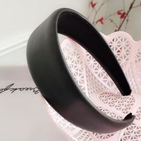 Solid Color Wide-brimmed Leather Headband sku image 1