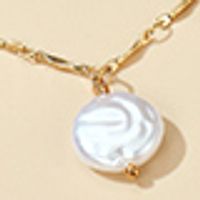 Simple Retro Shaped Pearl Necklace main image 5