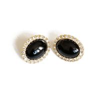 Pendientes Ovalados De Diamantes Blancos Y Negros main image 3