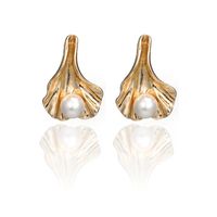Fashion New Geometric Simple Shell Pearl Earrings sku image 1