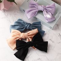 New French Pearlescent Satin Bow Hairpin main image 3