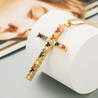 Fashion Brass Micro-inlaid Color Zircon Necklace main image 3