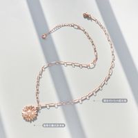 Fashion Chrysanthemum Pendant Titanium Steel Necklace main image 3