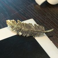Fashion Golden Feather Leaf Hairpin main image 6