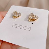 Korean New Simple Heart-shaped Earrings main image 4