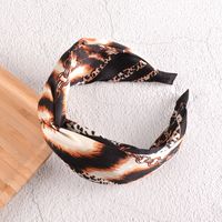 Korean New Chain Black Stripes Leopard Print Headband sku image 2