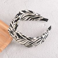 Korean New Chain Black Stripes Leopard Print Headband sku image 5