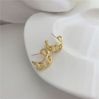 Metal C-shaped Earrings sku image 1