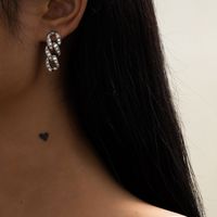 Simple Diamond Chain Earrings main image 3