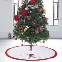 Christmas Decorations Red And White Elf Linen Tree Skirt main image 4