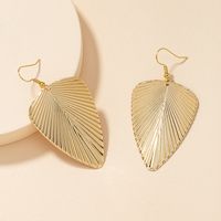 Fashion Metal Leaf Earrings sku image 1