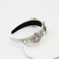 New Baroque  Diamond Rose Pearl Geometric Headband main image 6