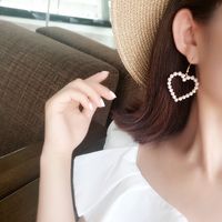 Retro Simple Pearl Heart Earrings main image 6