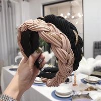 Hair Accessories Solid Color Pleated Alloy Chain Twist Braids Wide Edge Hair Band main image 3