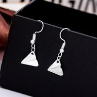 Fashion Simple Small Airplane Head Earrings Alloy Electroplated Paper Airplane Earrings main image 4
