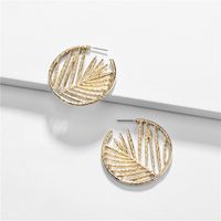 New Jewelry Earrings Hollow Leaf Women&#39;s Stud Earrings main image 1