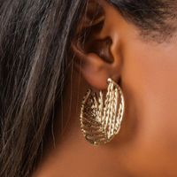 New Jewelry Earrings Hollow Leaf Women&#39;s Stud Earrings main image 3