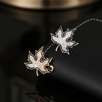 Maple Leaf Delicate Brooch Female Cute Anti-lightning V Neckline Wild Simple Suit Shirt Collar Pin main image 6