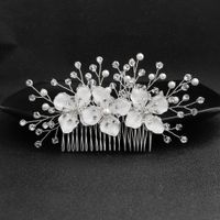 Fashion Headdress Wholesale Alloy Insert Comb Handmade Pearl Rhinestone Plate Hair Comb Wedding Hair Accessories main image 3