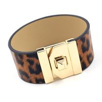 Fashionable New Leopard Pu Wide Leather Bracelet Female Bracelet Leather Exaggerated Metal Bracelet main image 4