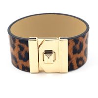 Fashionable New Leopard Pu Wide Leather Bracelet Female Bracelet Leather Exaggerated Metal Bracelet sku image 1