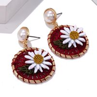 New Daisy Flower Round Earrings Female Fashion Cotton Braided Sweet Pearl Earrings sku image 4