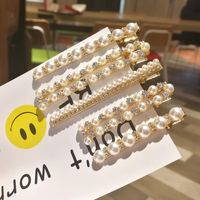 Coreano Simple Clip Brillante Rhinestone Temperamento Borde Clip Palabra Perla Pinza De Pelo main image 1