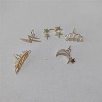 Du Sud Corée Dongdaemun À La Mode Non Piercing Oreille Clip Perle Boucle D'oreille Oreille Clip Étoile À Cinq Branches Lune Feuille Clip Oreille main image 5