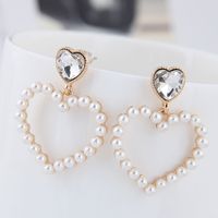 Boutique Korean Fashion Metal Sweet Peach Heart Pearl Stud Earrings main image 5