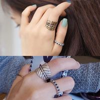 Korean Fashion Jewelry Retro Leaf Decoration Ring Three Piece Set main image 3