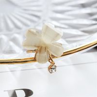 Fabrik Direkt Verkauf Koreanischer Schmuck, Eleganter Und Süßer Schmetterling, Blinkender Diamant Ring, Heißer Verkauf Von Muschel Ständen main image 4