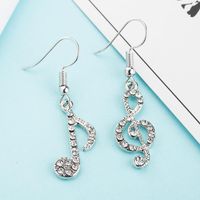 Pendientes Asimétricos Con Notas De Diamantes Estudiante Niña Brillo Personalidad Música Símbolo Joyería main image 4