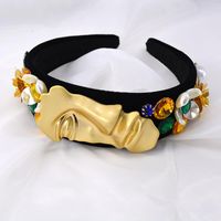 2021 Neuer Stil Französisch Retro Barock Perle Stirnband Mikro Aura Gesicht Stirnband Druck Haarkarte Kopfschmuck main image 3