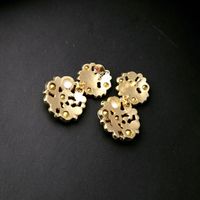 Fashion Jewelry Wholesale Round Pearl Diamond Pendant Women's Ear Studs main image 4
