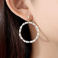 Simple Round Korean Temperament Female Models Copper Earrings With Zirconium Earrings Banquet Earrings main image 3