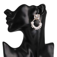 Fashion Geometric Inlaid Pearls Alloy Acrylic Earrings Ear Studs main image 3