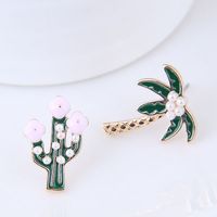 Korean Mode Metall Blume Baum Asymmetrische Ohrringe Für Frauen Großhandel main image 1