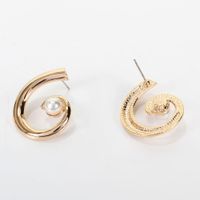 Korean Simple Earrings Exaggerated Imitation Pearl Geometric Semicircle Earrings For Women main image 4